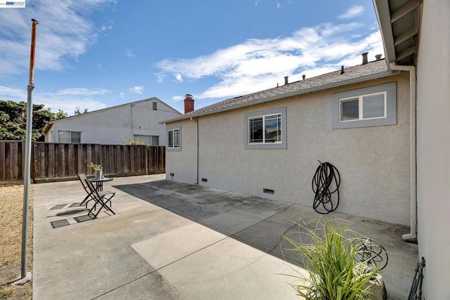 15344 Ruggles Street, San Leandro, CA 94579