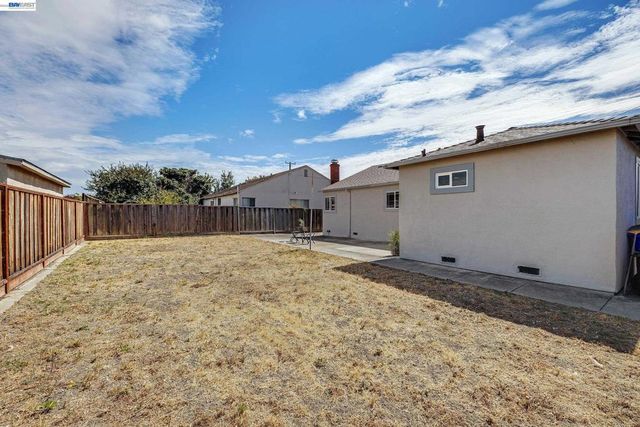 15344 Ruggles Street, San Leandro, CA 94579