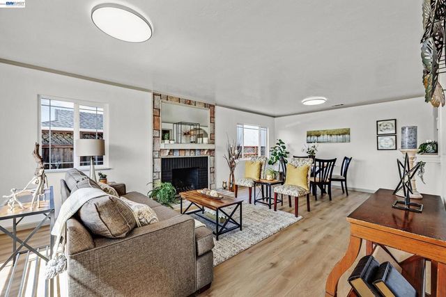 15344 Ruggles Street, San Leandro, CA 94579
