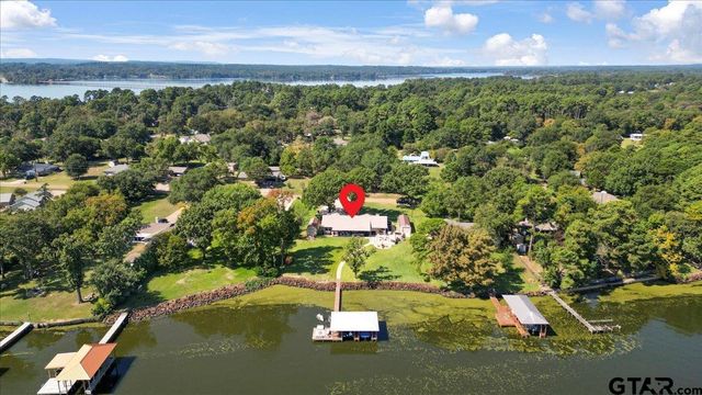 21437 Waterfront Drive, Chandler, TX 75758