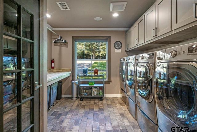 21437 Waterfront Drive, Chandler, TX 75758