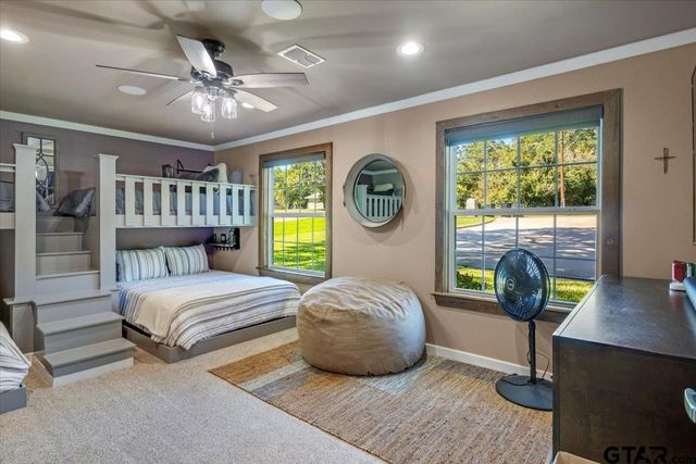 21437 Waterfront Drive, Chandler, TX 75758