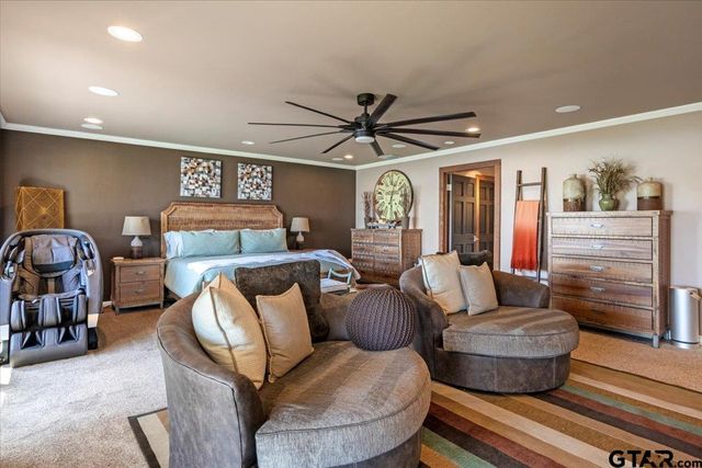 21437 Waterfront Drive, Chandler, TX 75758