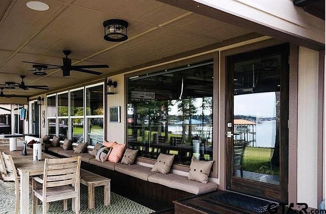 21437 Waterfront Drive, Chandler, TX 75758