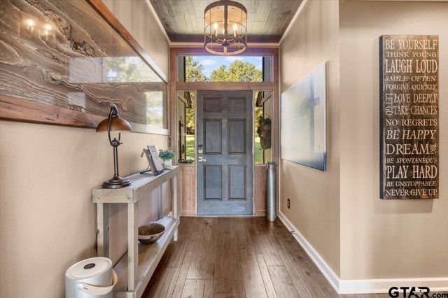 21437 Waterfront Drive, Chandler, TX 75758