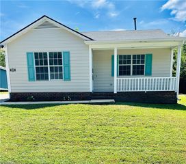 2253 Pine Knoll Terrace, Burlington, NC 27217
