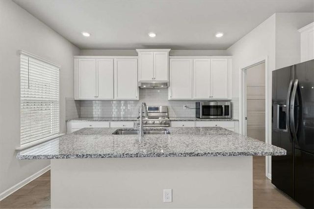 2265 Annes Lake Circle, Lithonia, GA 30058