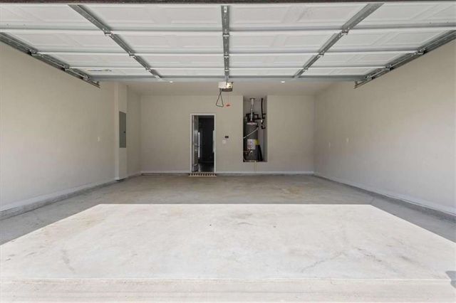 2265 Annes Lake Circle, Lithonia, GA 30058