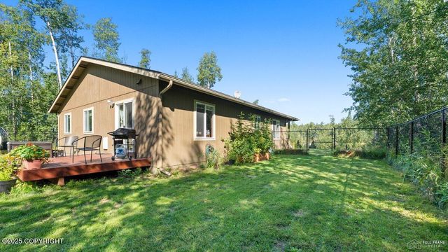 3480 W Birch Meadows Road, Wasilla, AK 99654