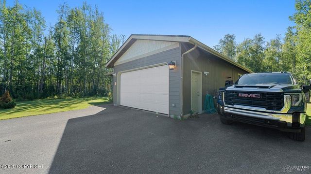 3480 W Birch Meadows Road, Wasilla, AK 99654