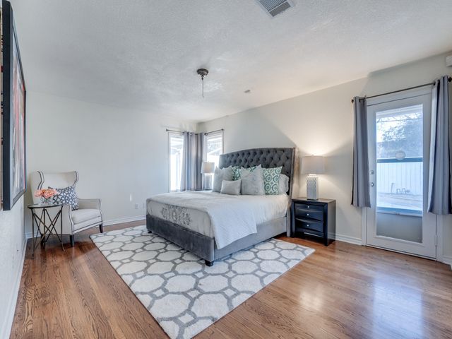 6106 Meadowcrest Drive, Dallas, TX 75230