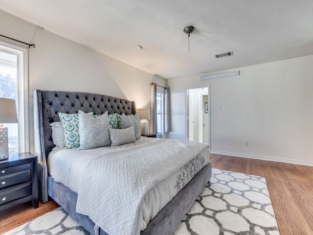 6106 Meadowcrest Drive, Dallas, TX 75230