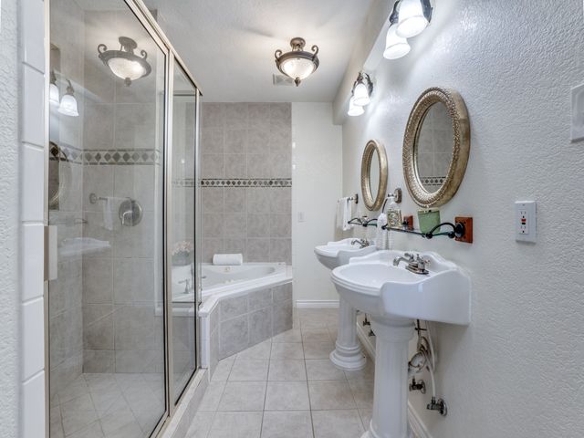 6106 Meadowcrest Drive, Dallas, TX 75230