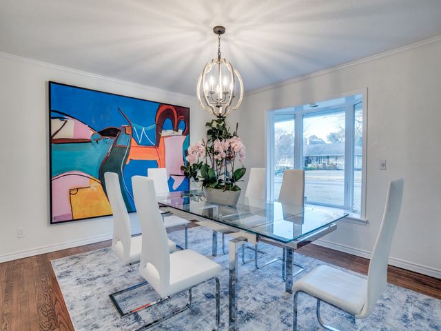 6106 Meadowcrest Drive, Dallas, TX 75230