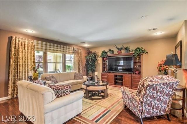 2081 Self Portrait Street, Henderson, NV 89044
