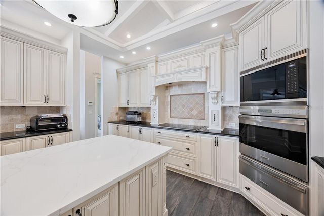 80 SHORE DRIVE, Palm Harbor, FL 34683