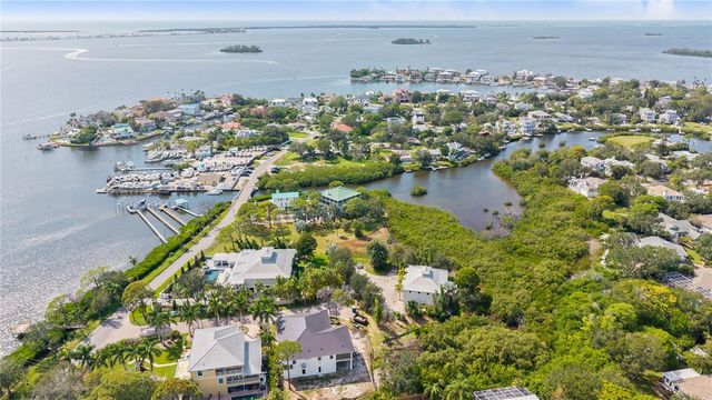 80 SHORE DRIVE, Palm Harbor, FL 34683