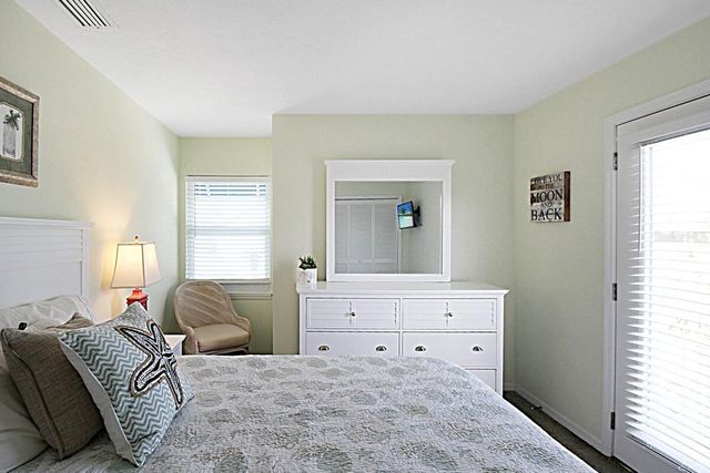 1206 SIESTA BAYSIDE DRIVE 1206B, Sarasota, FL 34242