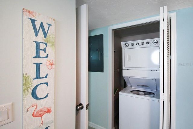 1206 SIESTA BAYSIDE DRIVE 1206B, Sarasota, FL 34242