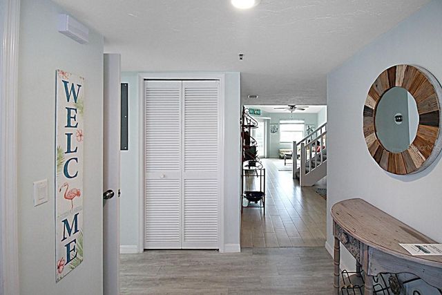 1206 SIESTA BAYSIDE DRIVE 1206B, Sarasota, FL 34242