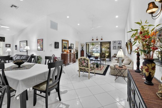 9716 Sills Drive E 201, Boynton Beach, FL 33437