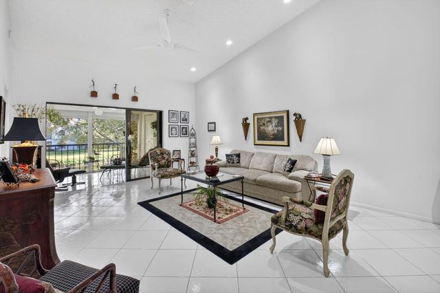 9716 Sills Drive E 201, Boynton Beach, FL 33437