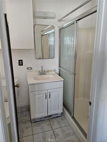 847 S Forest, Bloomington, CA 92316
