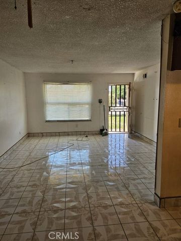 847 S Forest, Bloomington, CA 92316