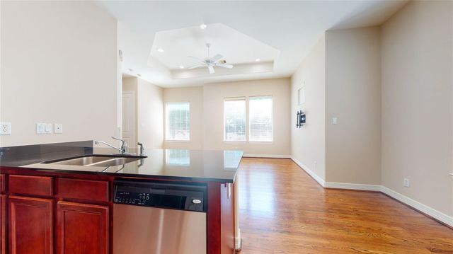 3826 Center Street, Houston, TX 77007