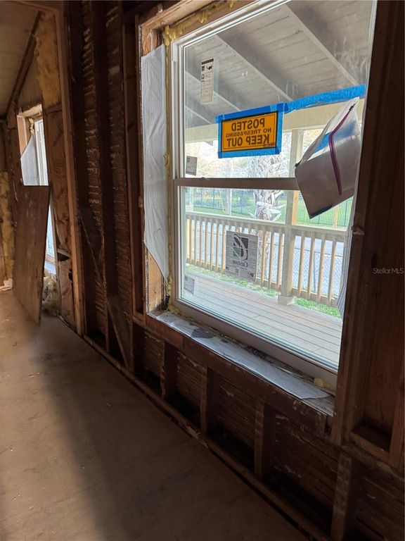 Image 12 of property listing at 585 WASHINGTON STREET, New Smyrna Beach, FL 32168