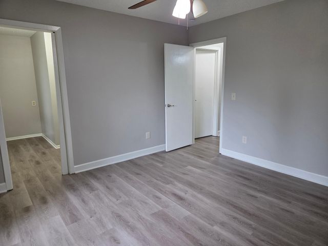 3633 Windtree Drive, Eagan, MN 55123