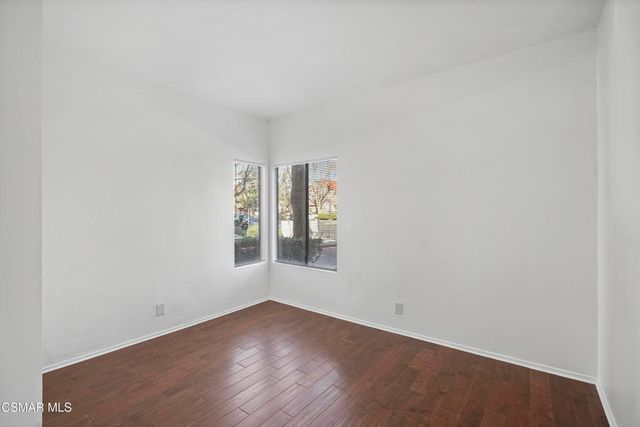 2304 Archwood Lane 92, Simi Valley, CA 93063