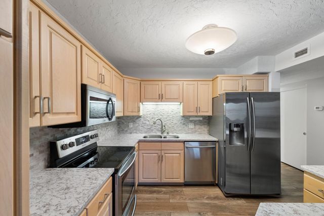 1200 Nicollet Mall 218, Minneapolis, MN 55403