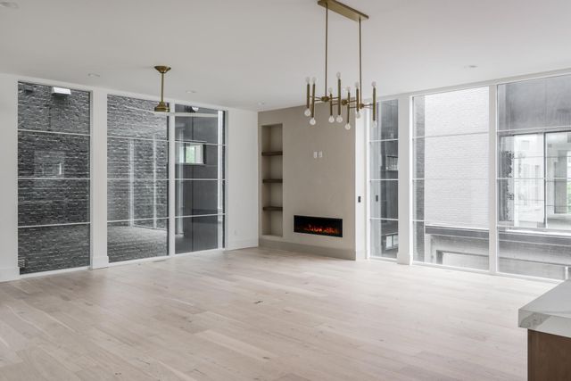 3718 West End Ave Unit 6, Nashville, TN 37205