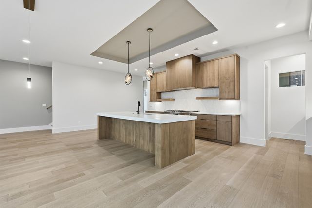 3718 West End Ave Unit 6, Nashville, TN 37205