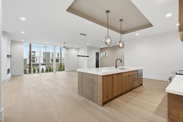 3718 West End Ave Unit 6, Nashville, TN 37205