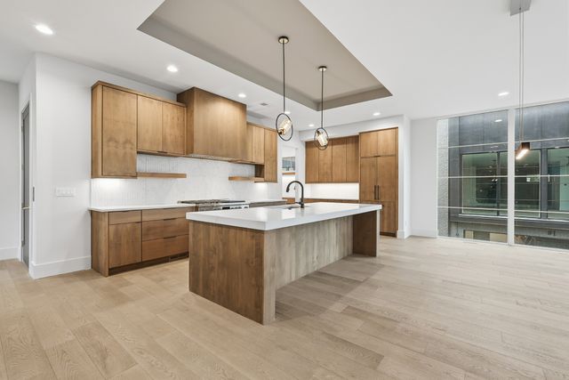 3718 West End Ave Unit 6, Nashville, TN 37205