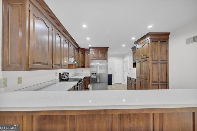 71 Woodridge Way, Royston, GA 30662