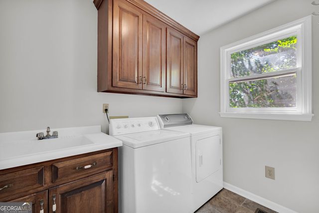 71 Woodridge Way, Royston, GA 30662