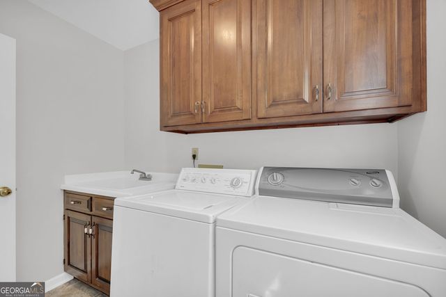 71 Woodridge Way, Royston, GA 30662