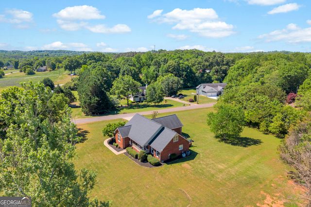 71 Woodridge Way, Royston, GA 30662