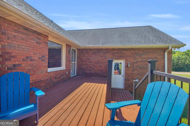 71 Woodridge Way, Royston, GA 30662