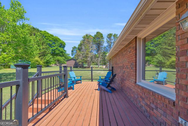 71 Woodridge Way, Royston, GA 30662
