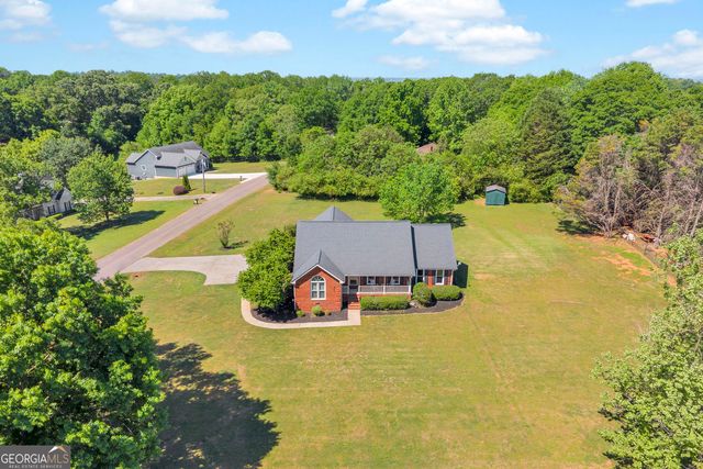 71 Woodridge Way, Royston, GA 30662