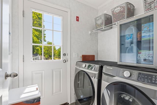 11 Daisy Drive, Pittsfield, NH 03263
