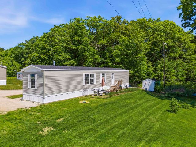 11 Daisy Drive, Pittsfield, NH 03263