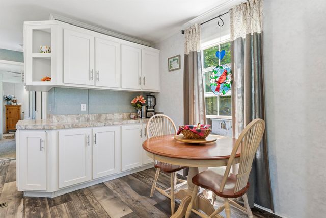 11 Daisy Drive, Pittsfield, NH 03263