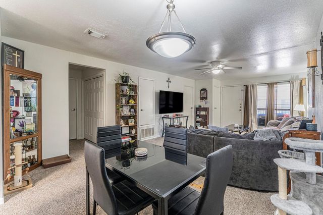 4027 Briarglen Drive, Dickinson, TX 77539