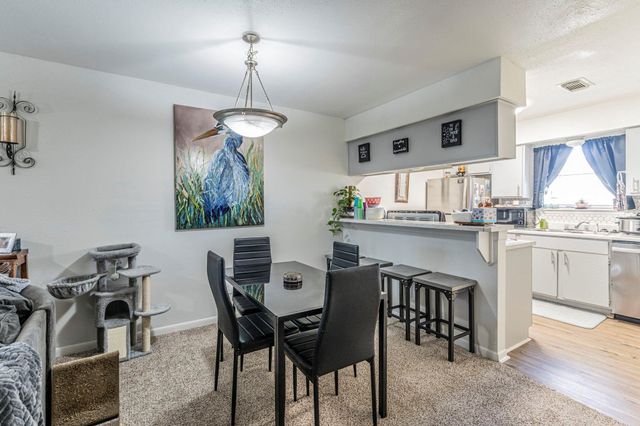 4027 Briarglen Drive, Dickinson, TX 77539