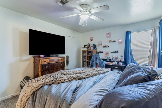 4027 Briarglen Drive, Dickinson, TX 77539